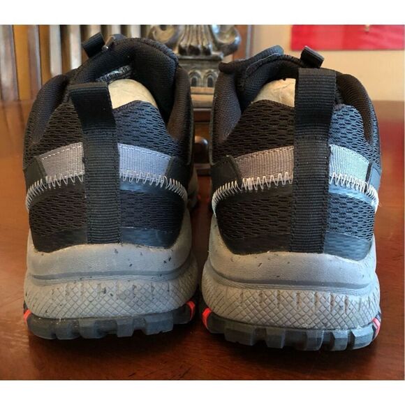 SKECHERS - M Sz 8.5 - NWOT Hillcrest Trail Trainer Lace-Up Sneakers in Black - Picture 8 of 16